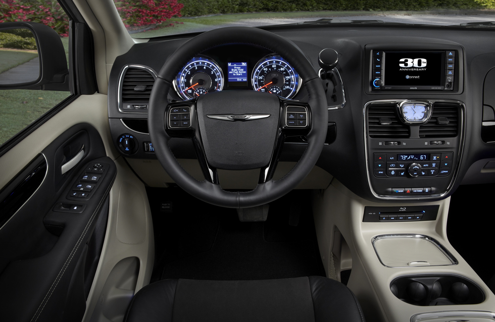 2014 Chrysler Town Country