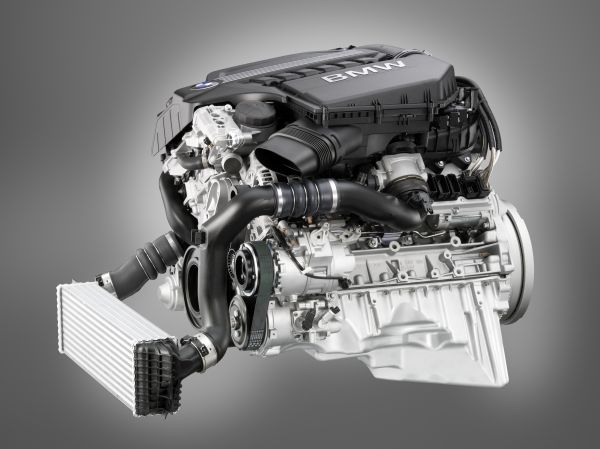 BMW Inline six cylinder gasoline engine with TwinPower Turbo and High Precision Injection and Valvetronic