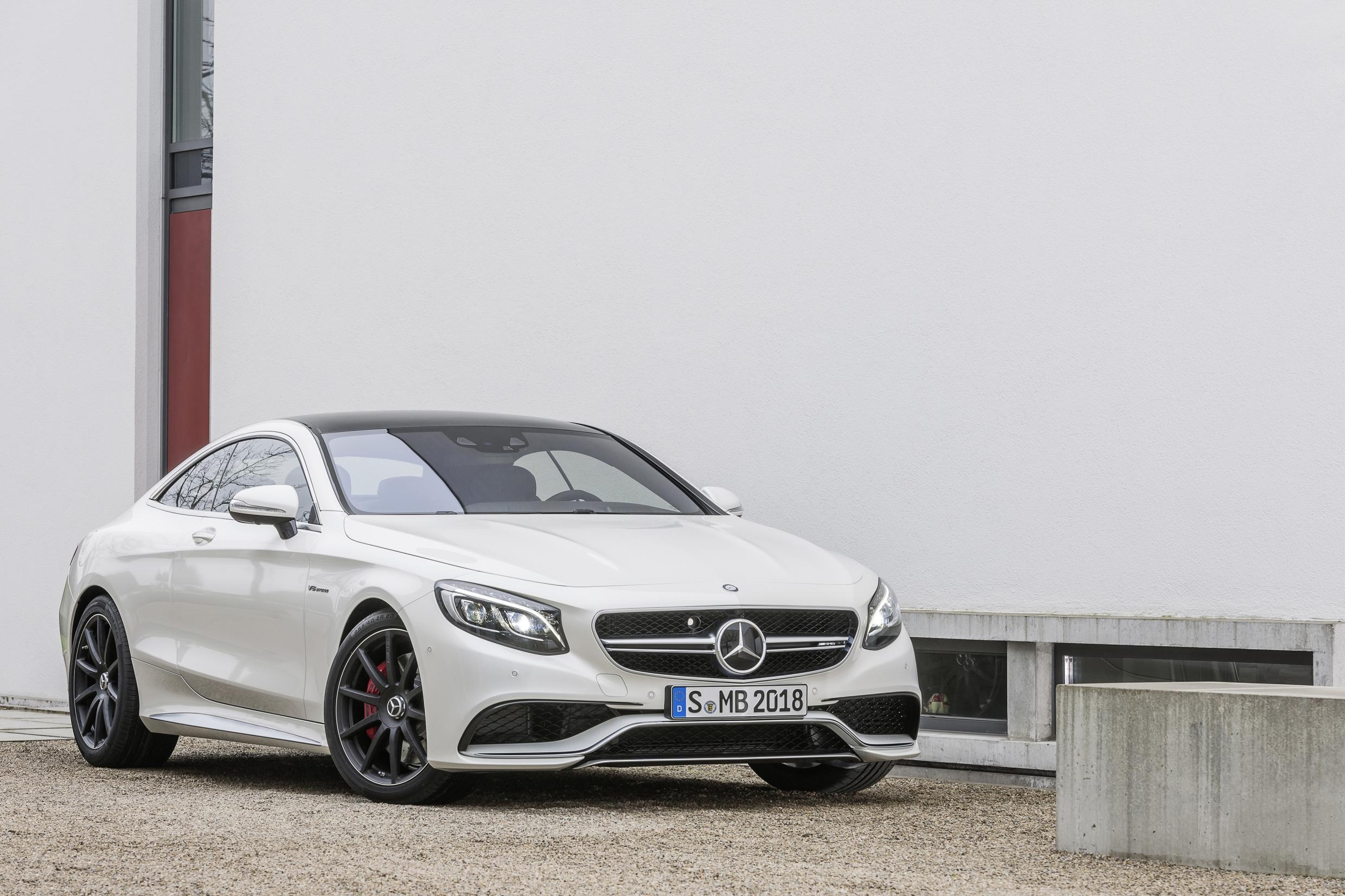 2015-S63-AMG-4MATIC-Coupe-05