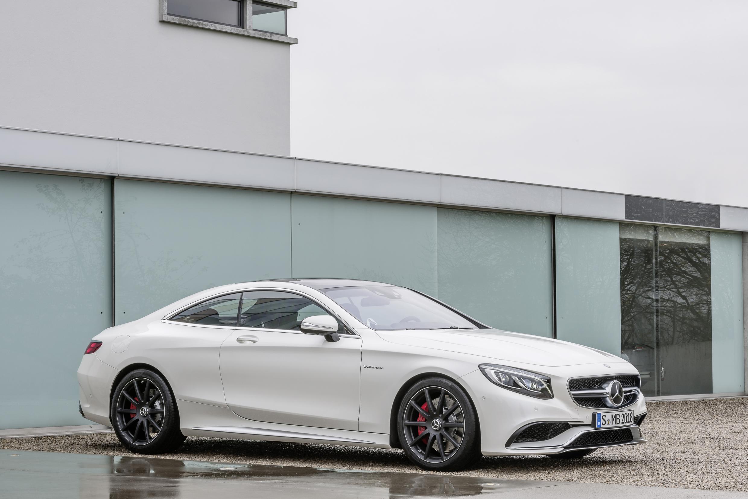 2015-S63-AMG-4MATIC-Coupe-08