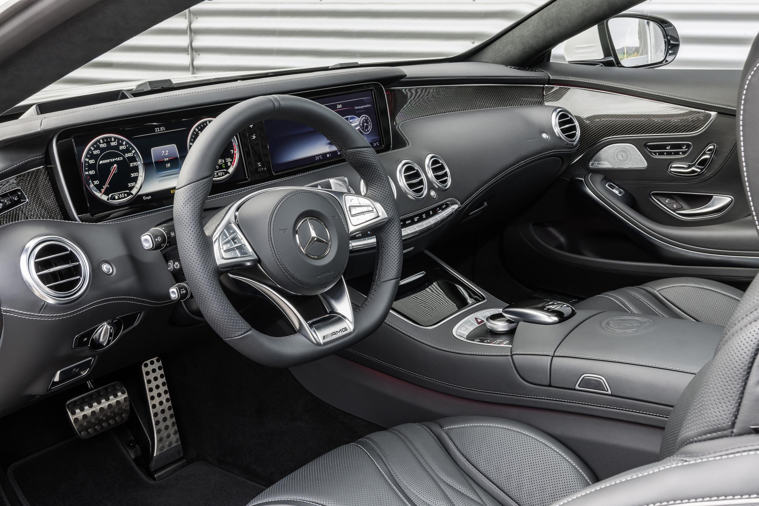 2015-S63-AMG-4MATIC-Coupe-12