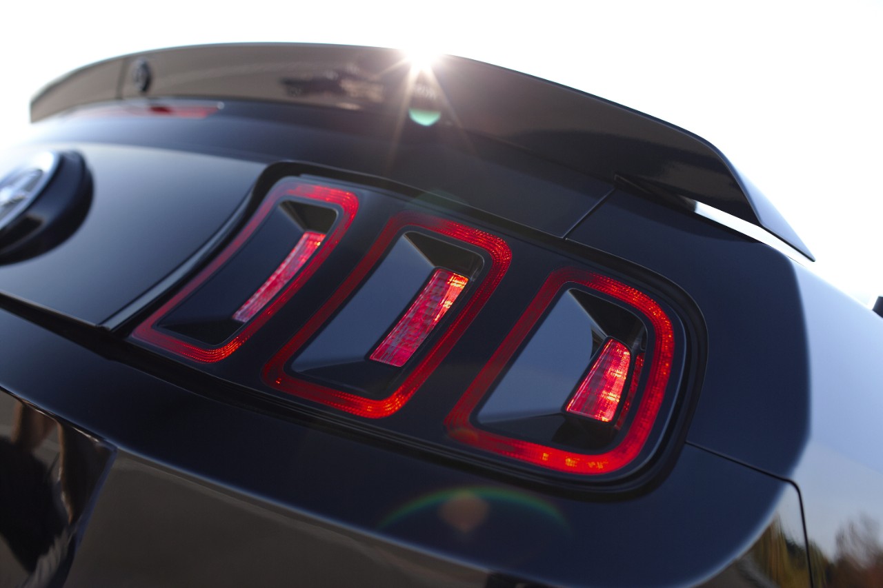 2013 Ford Mustang tail lamp
