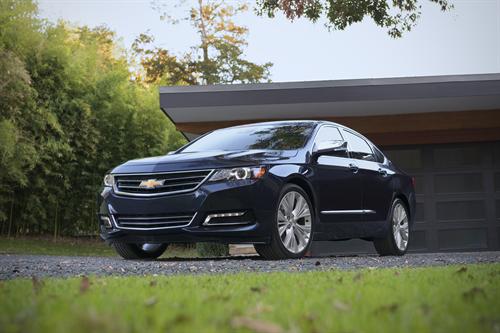 The 2015 Impala’s base 2.5-liter ECOTEC® engine will now come with stop/start technology, offered as a standard feature – an addition that helps improve city fuel economy by nearly 5 percent, or 1 mile per gallon.