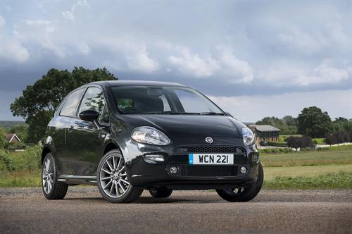 New limited-edition FIAT Punto Jet Black 2 features distinctive looks, 17-inch alloy wheels and sports suspension.