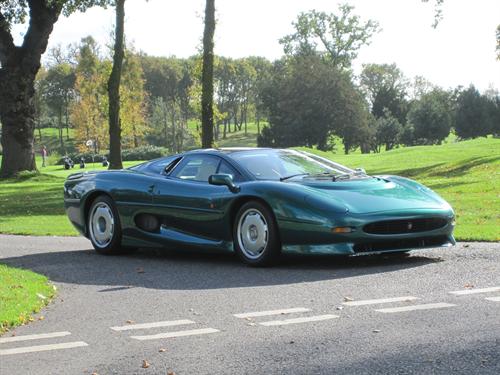 Achieving a believed world record price this 1994 Jaguar XJ220 that was once owned by the Royal Family of Brunei sold for £247,500.