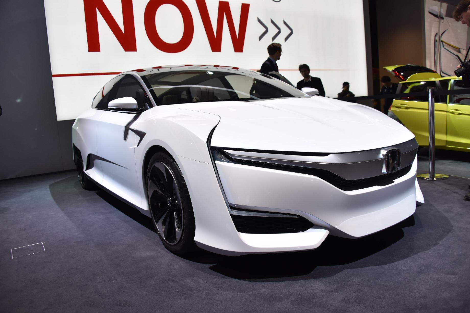 Honda Fcv Concept Points To Forthcoming Hydrogen Society Myautoworld Com