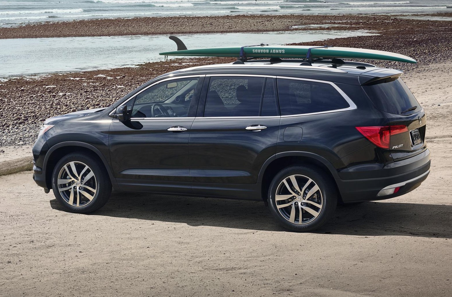 The 2016 Honda Pilot Is The Triple Threat Poised To Top The
