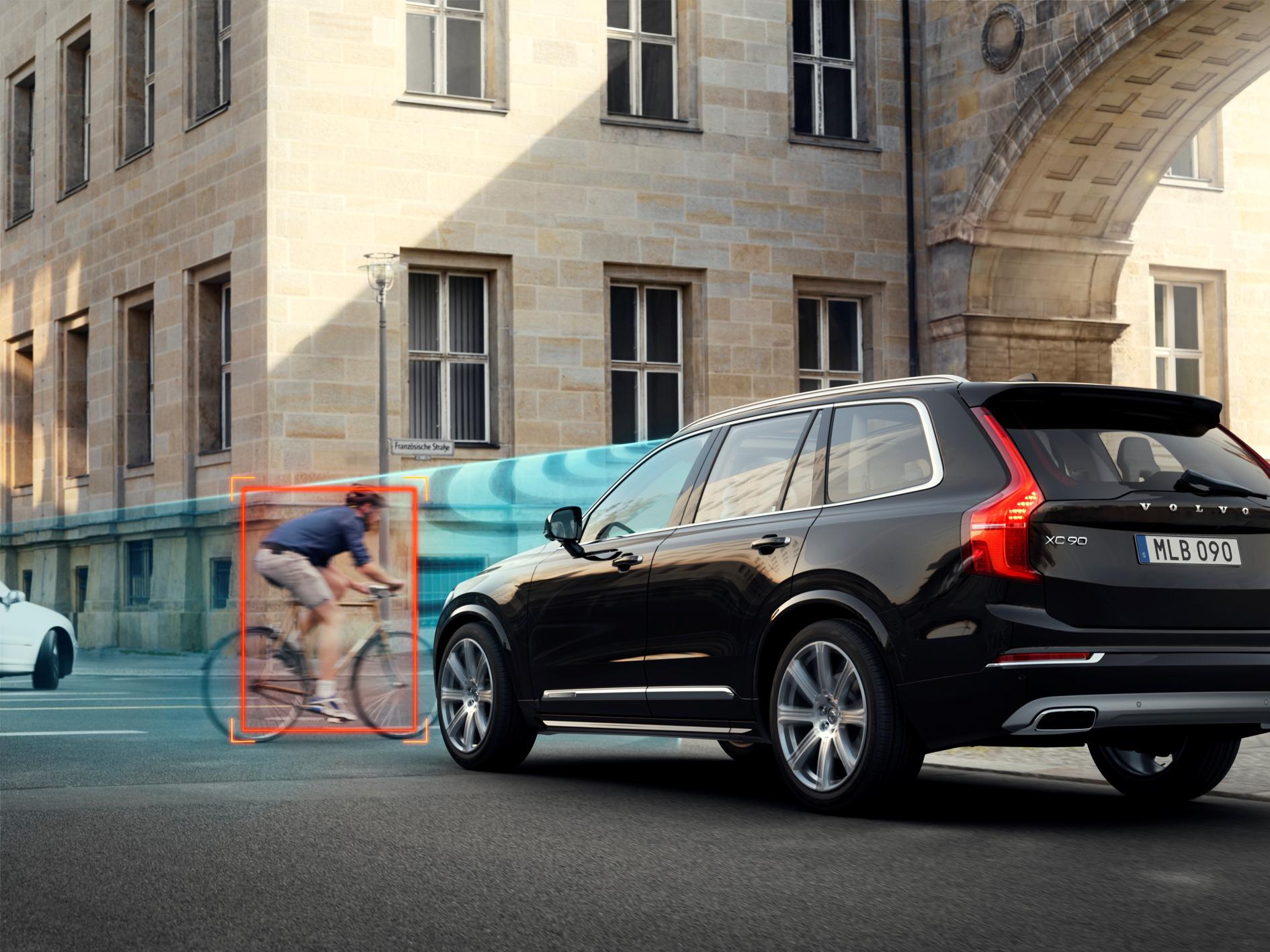 150803_The_all_new_Volvo_XC90_Cyclist_Detection