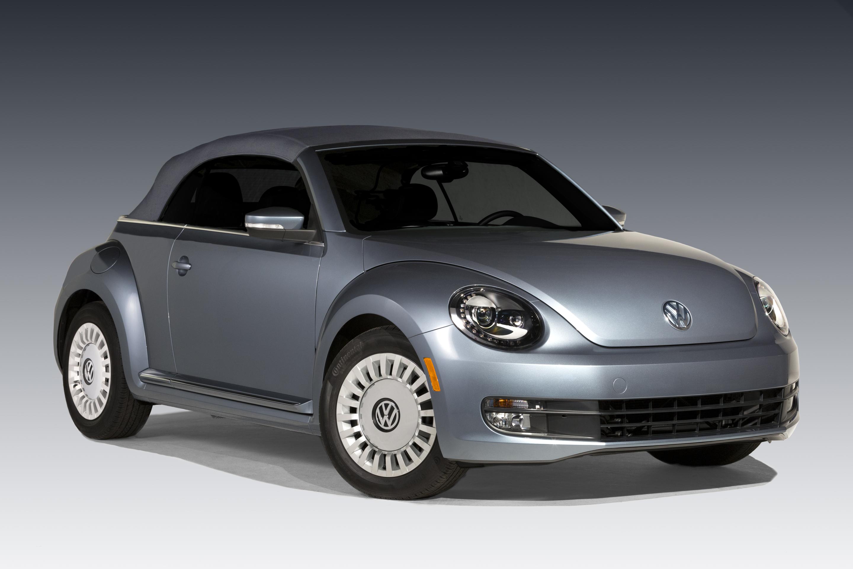 VW Denim Beetle-front 3 quarters top up
