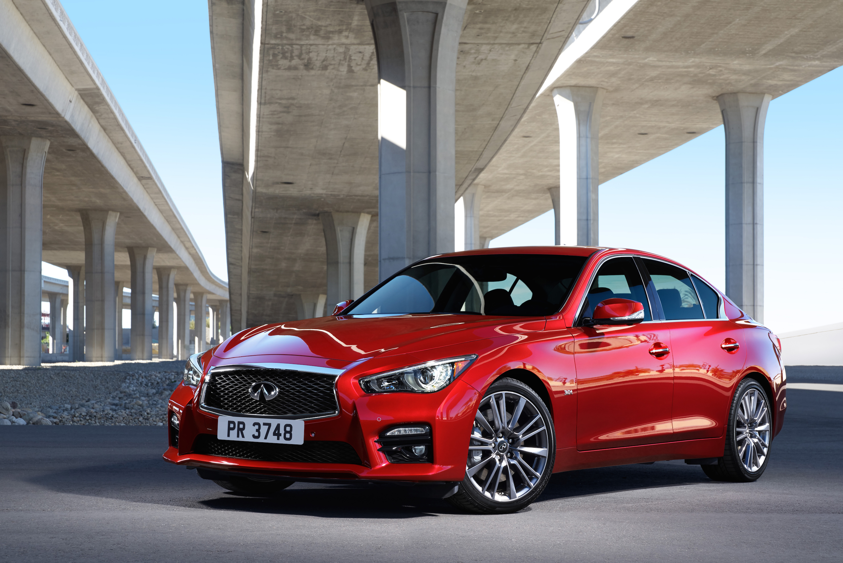 NASHVILLE (Dec. 15, 2016) – The new 2016 Infiniti Q50 sports sedan is being launched with a number of performance and dynamic upgrades that deliver a more empowering and rewarding drive experience. The comprehensive updates include a trio of all-new advanced turbocharged engines, along with next-generation ride and handling technologies.