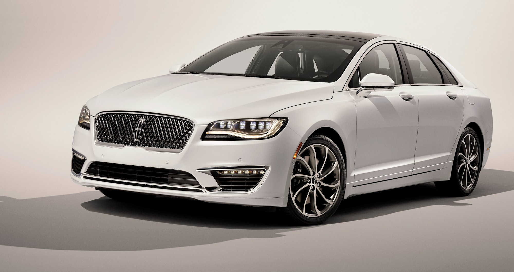 Available Driver’s Package for 2017 Lincoln MKZ with 3.0-liter V6 also includes 19-inch wheels, Ebony-painted calipers, light Magnetic-painted grille, Ebony interior with carbon fiber appliqués, customizable multi-contour seats and aluminum pedal covers. In addition, the package features retuned continuously controlled damping and suspension for enhanced driving dynamics.