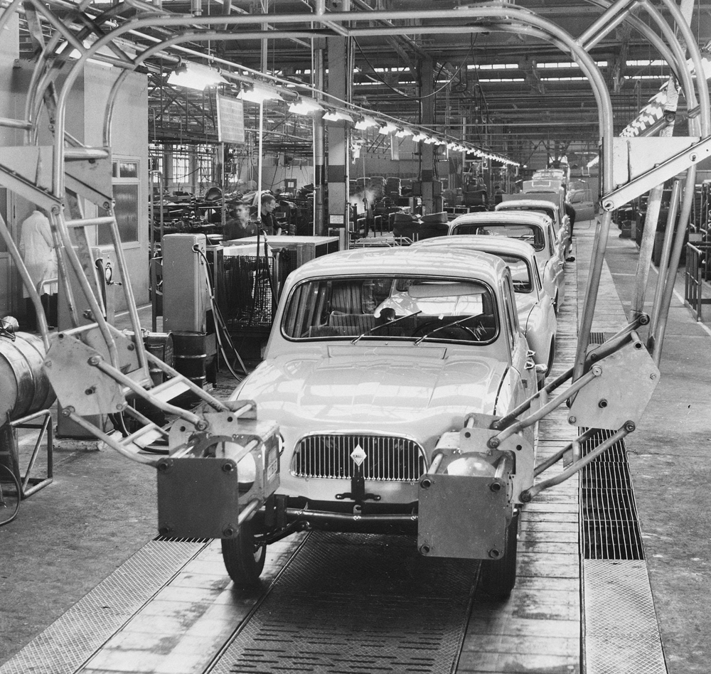 Renault 4 Deserves Prominent Spot in Automotive History -  Motors Blog