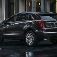 2017 Cadillac XT5 luxury crossover