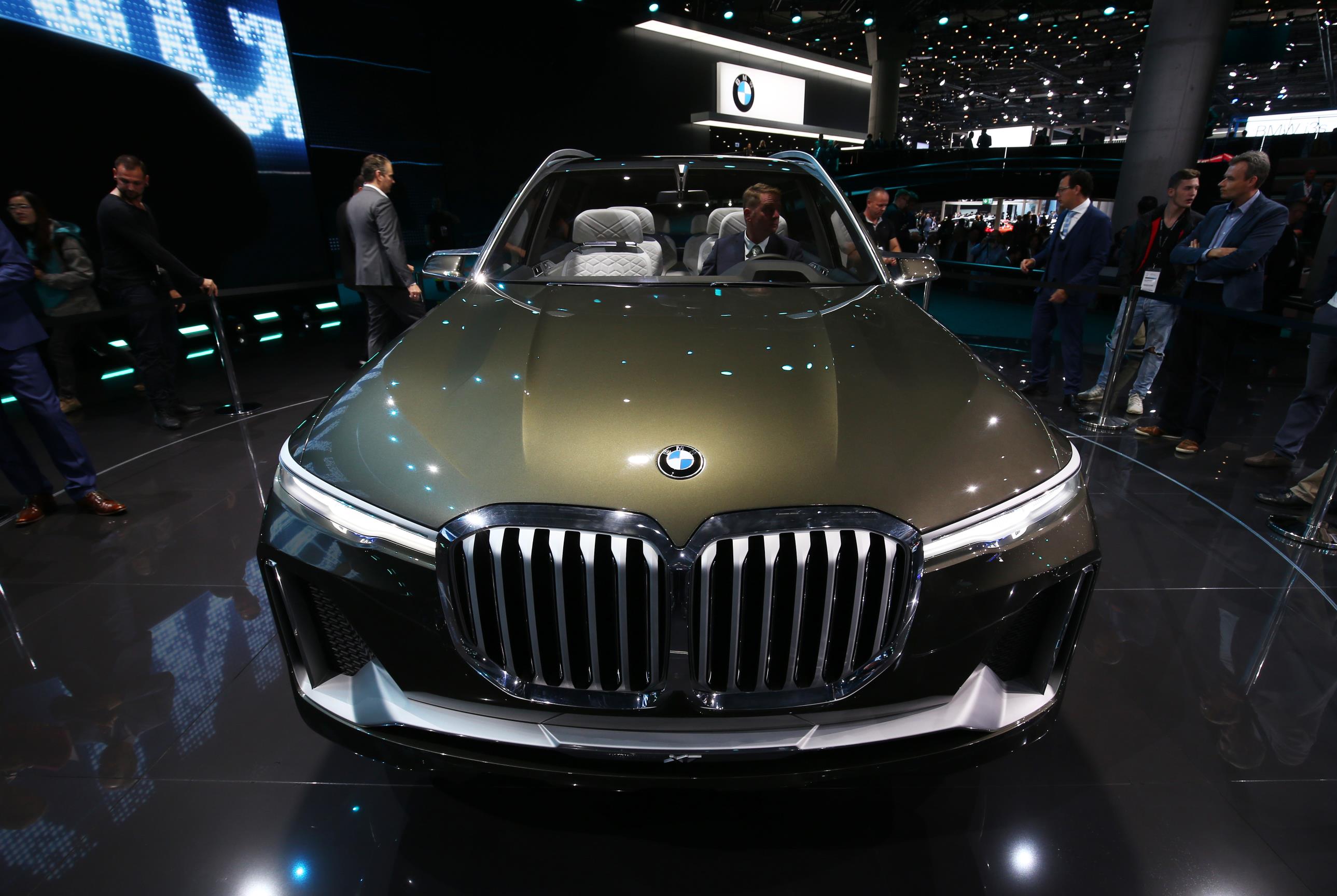 Цена самого дорогого бмв в мире. BMW Concept x7 IPERFORMANCE. BMW х7 2022. BMW x8 2020. BMW x8 2017.